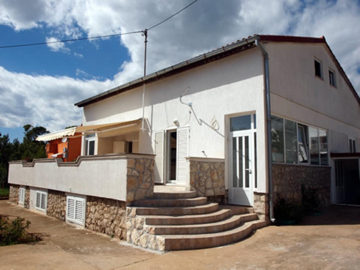 Apartments & Room Masa Starigrad Paklenica Buitenkant foto