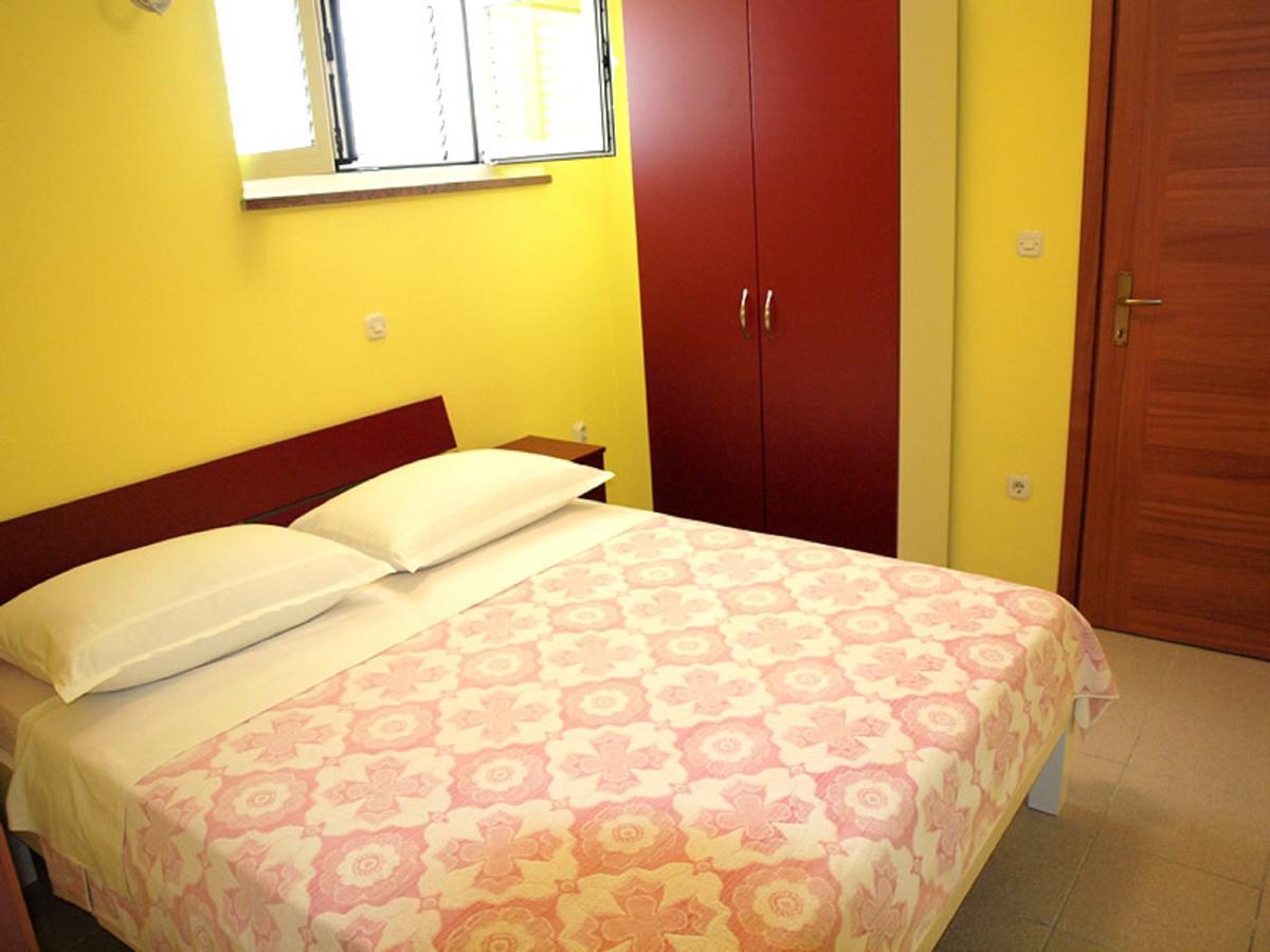 Apartments & Room Masa Starigrad Paklenica Buitenkant foto