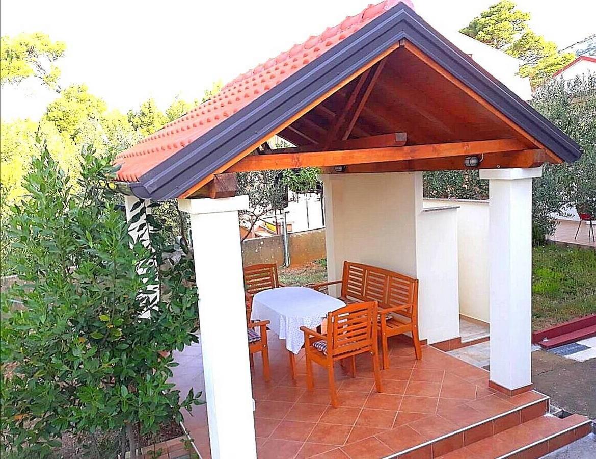 Apartments & Room Masa Starigrad Paklenica Buitenkant foto
